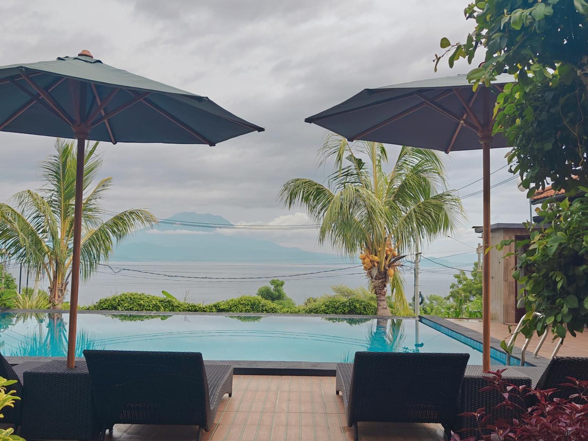 Nusa Sedayu Hotel By Ocean View Batununggul ภายนอก รูปภาพ