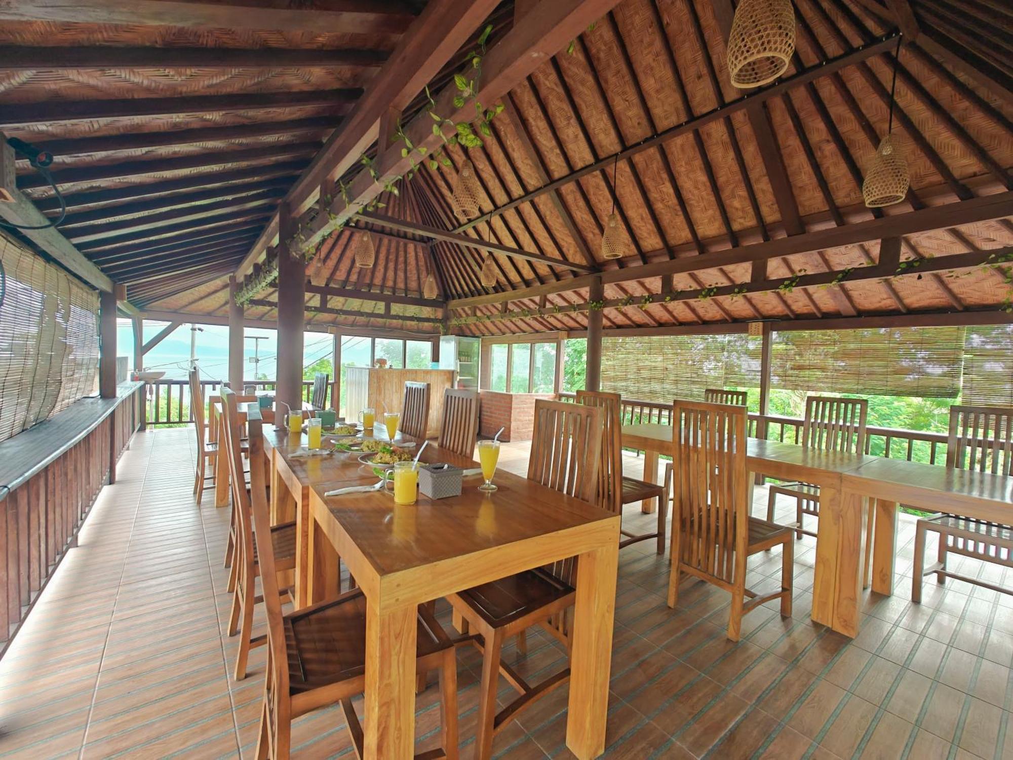 Nusa Sedayu Hotel By Ocean View Batununggul ภายนอก รูปภาพ