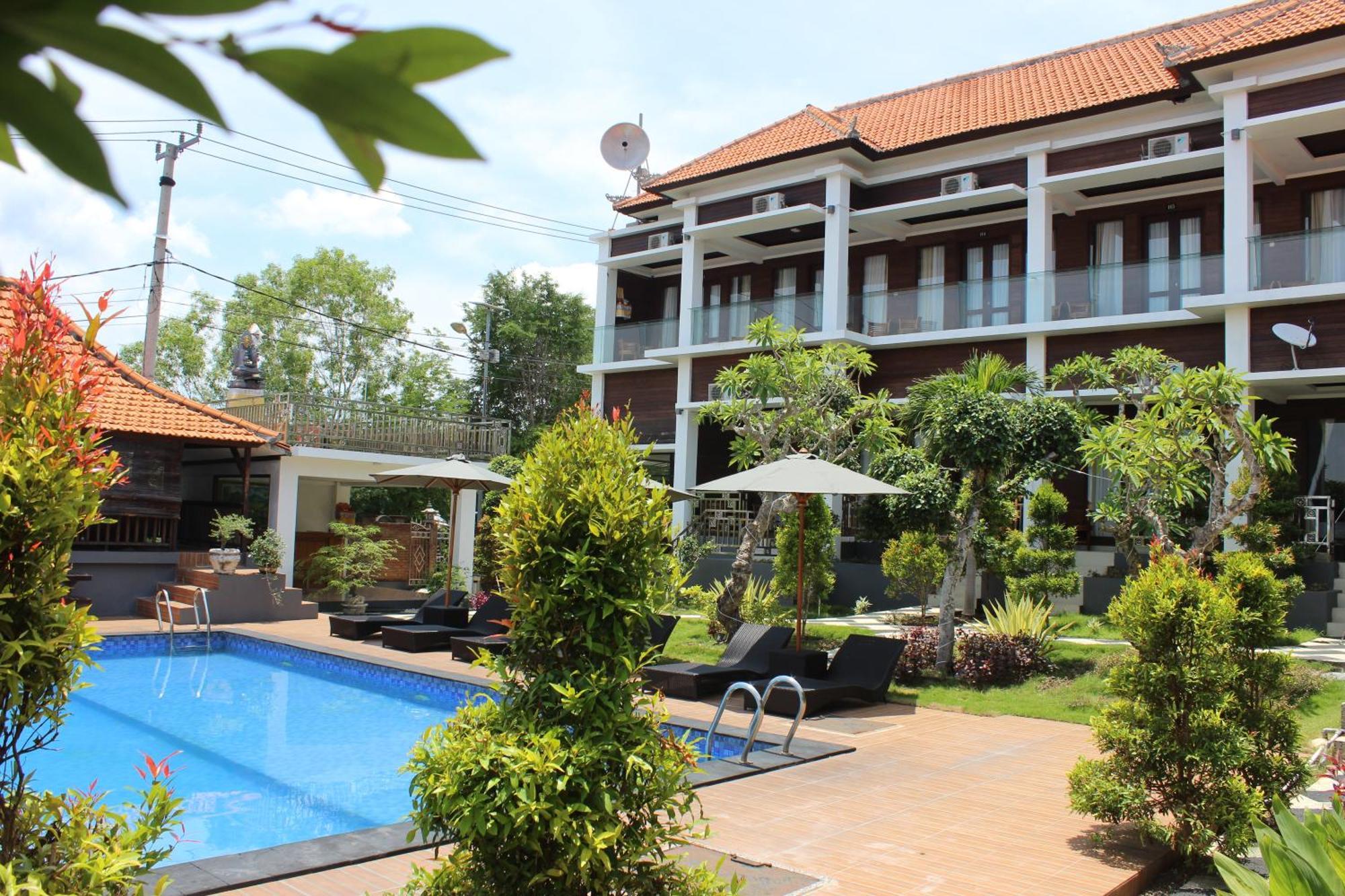 Nusa Sedayu Hotel By Ocean View Batununggul ภายนอก รูปภาพ