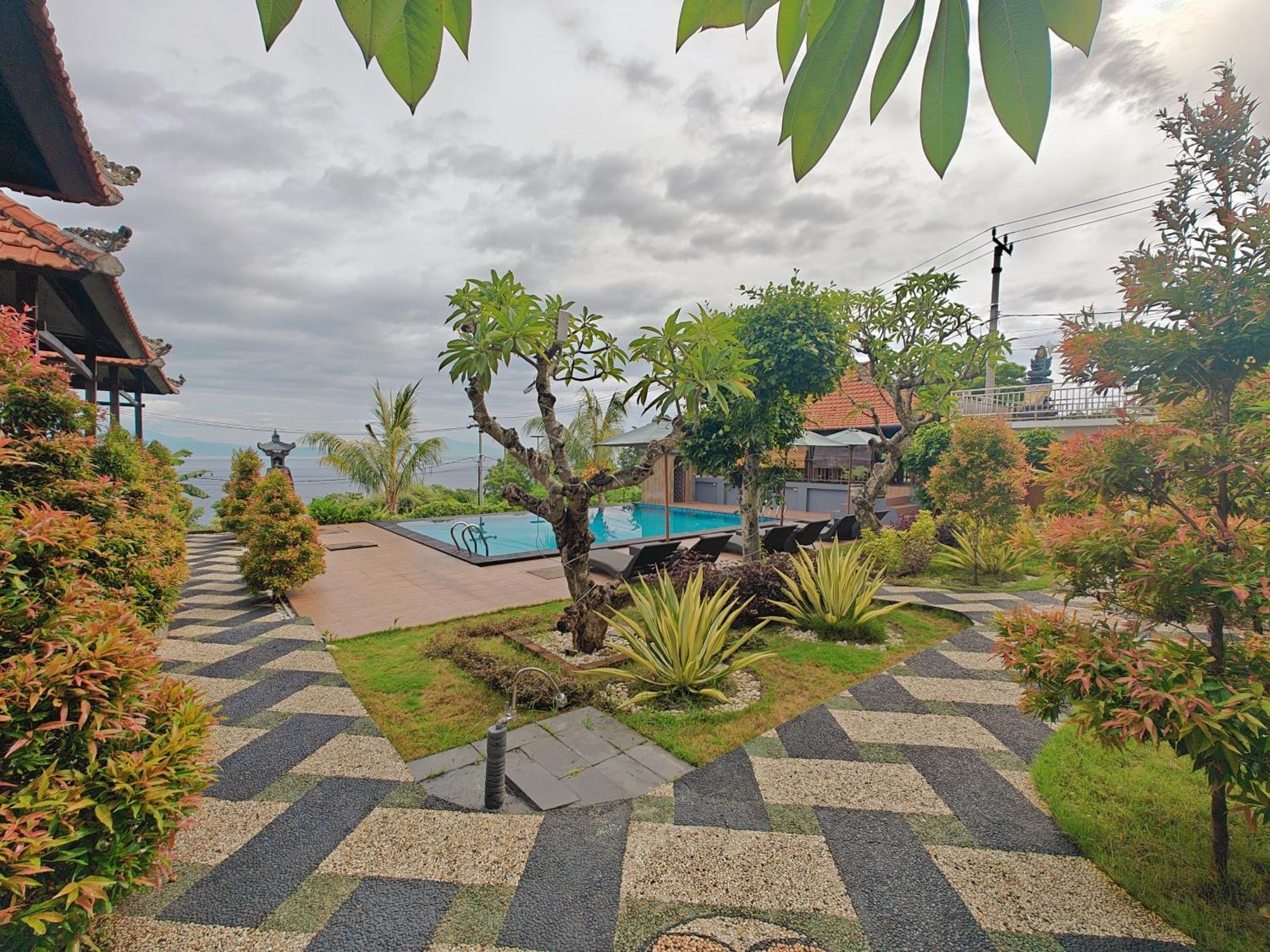 Nusa Sedayu Hotel By Ocean View Batununggul ภายนอก รูปภาพ